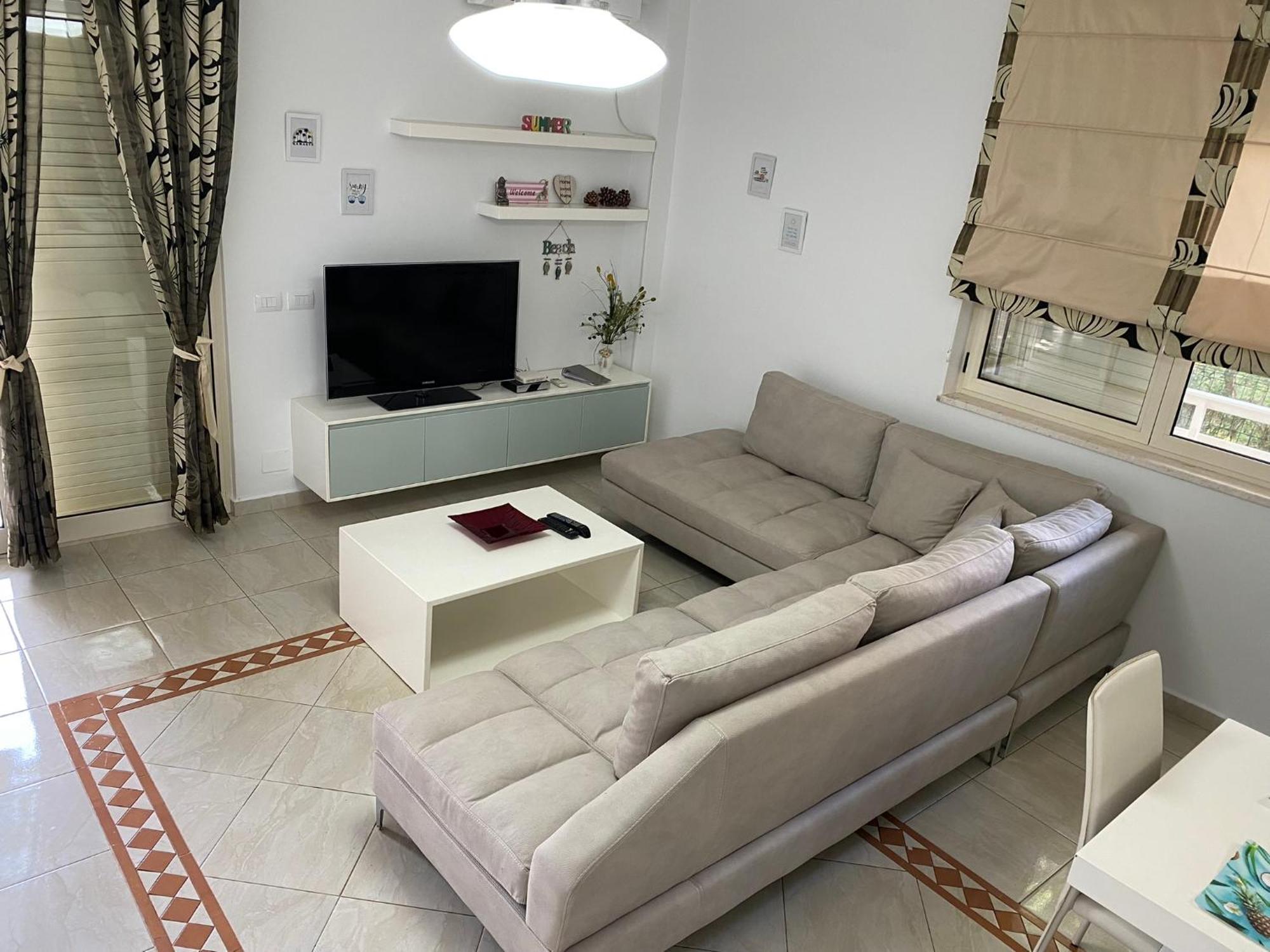 Вилла A Cozy Duplex In The Lalzi Bay Дуррес Экстерьер фото